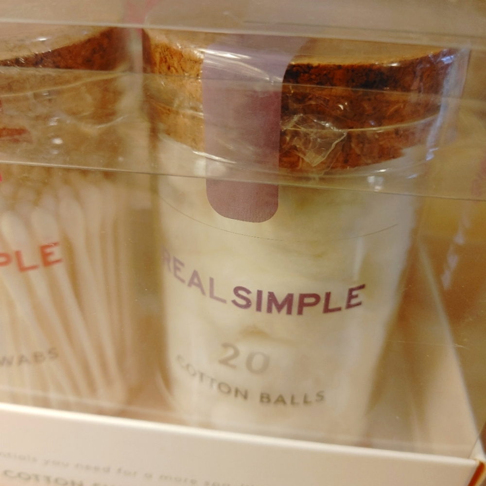 Real Simple Spa Essentials kit - Picture 5 of 9